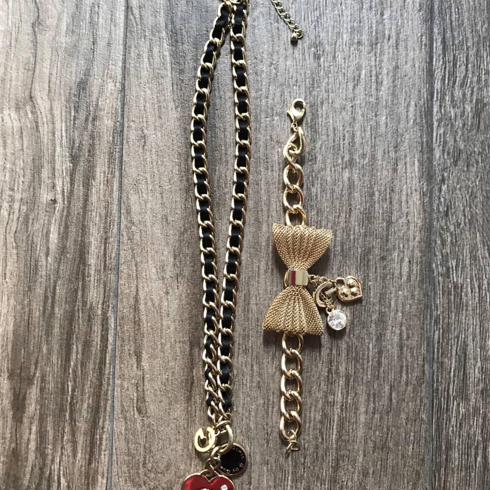 G by guess necklace and bracelet